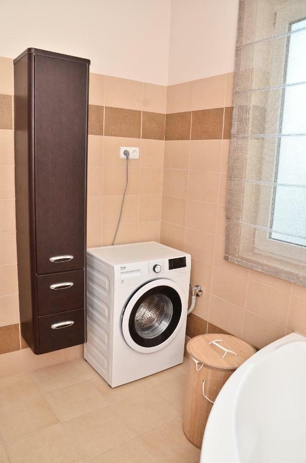 דירות Hajdúszoboszló Diamond House מראה חיצוני תמונה